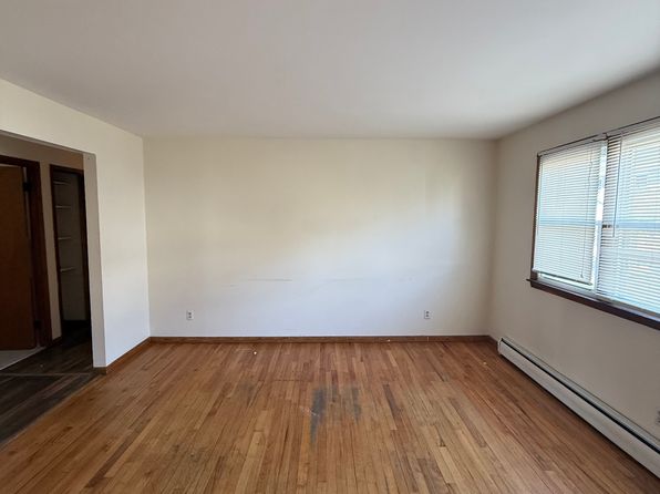 75 Weybosset St #1