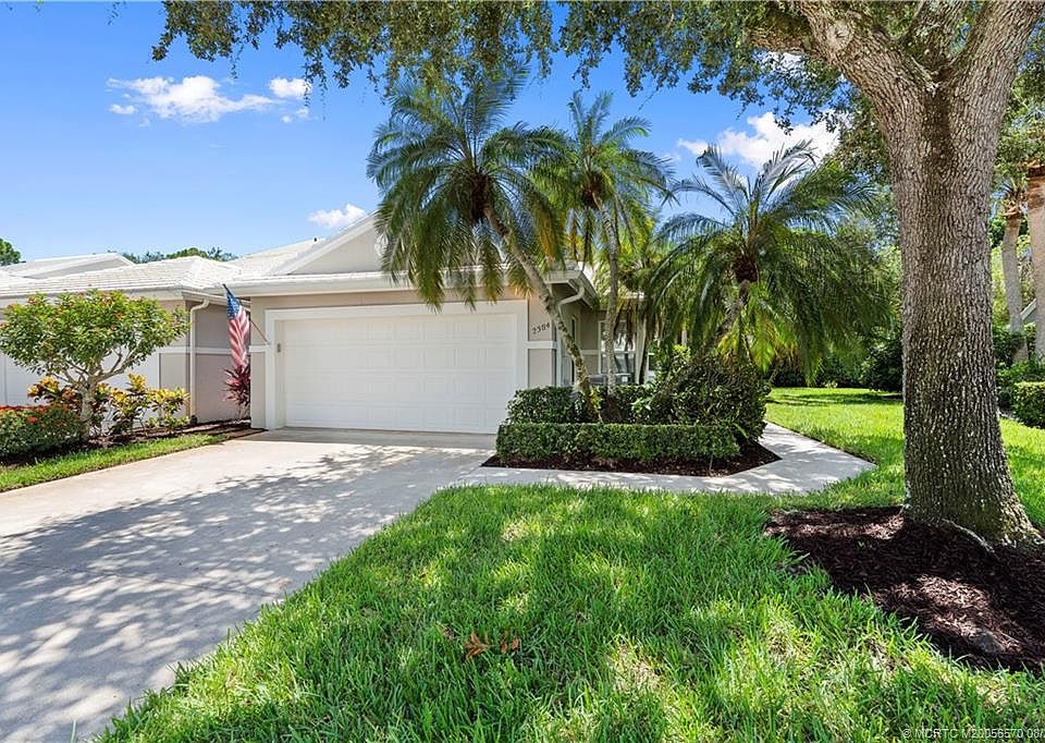 1st image of 2384 SW Foxpoint Way