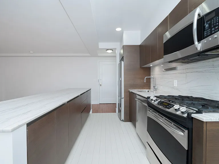 400 E 57th St #16P — Photo 6