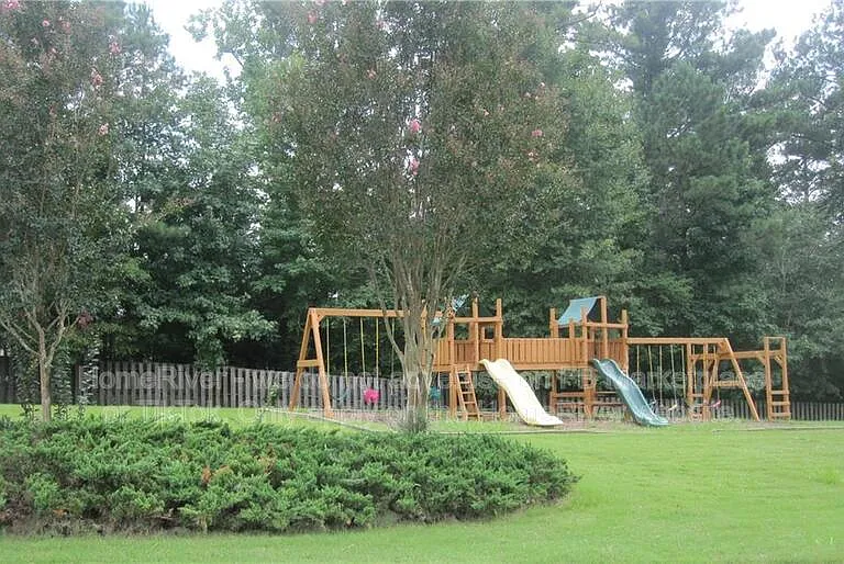 3610 Oakleaf Pass — Photo 36