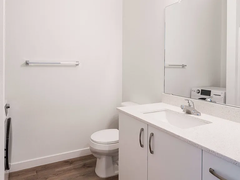 5850 SE 89th Ave #301 — Photo 11