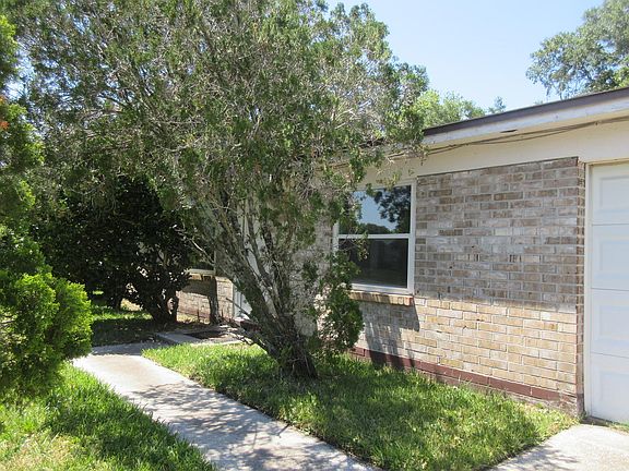 2nd image of 10969 Weymouth Cir N