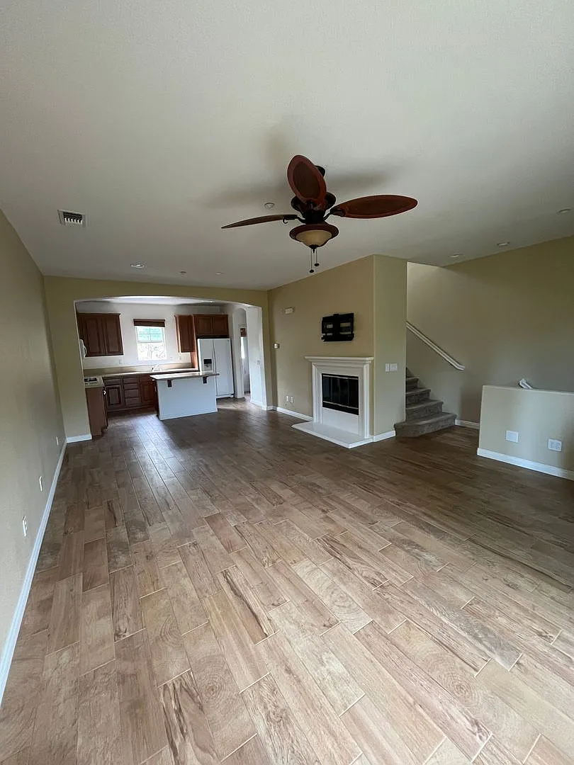 2bd 2.5ba 2car Mission Valley Condo — Photo 3