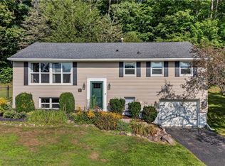 8711 S Greenbriar Ter, Boston, NY 14025