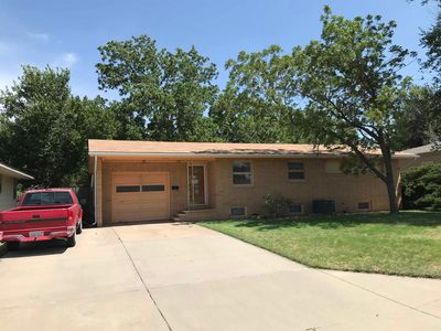 2206 6th Ave, Dodge City, KS, 67801