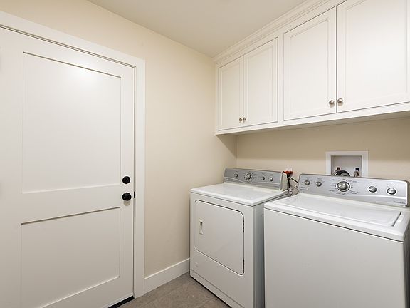 5th image of 4435 E Olive Branch Way