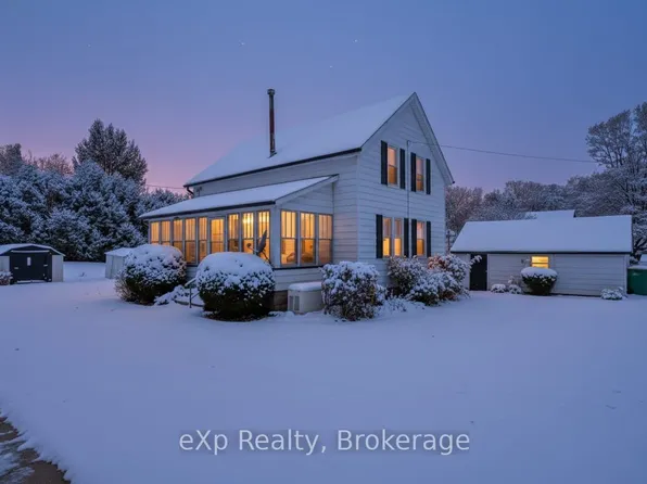 21 Elgin St SW, Middlesex Centre, ON N0M 1C0