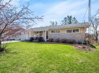 433 Johnson Ave, Morris, IL