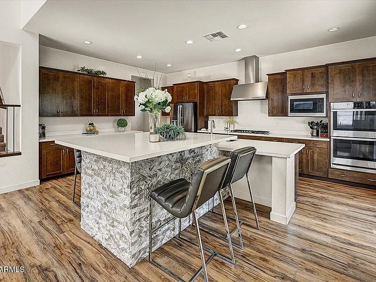 829 E Monte Way — Photo 21