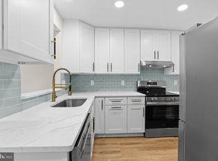 10045 Ridgeline Dr, Gaithersburg, MD 20886