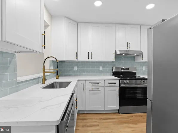 10045 Ridgeline Dr, Gaithersburg, MD 20886