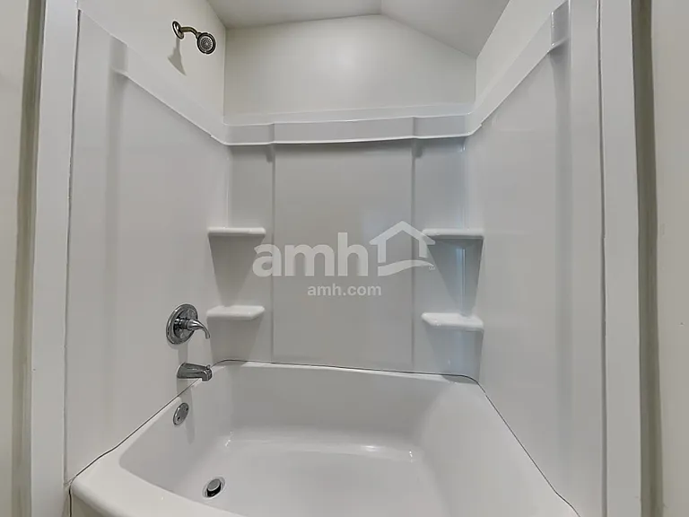 209 Stowe Rd — Photo 15