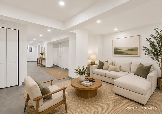 Living room, photo 1