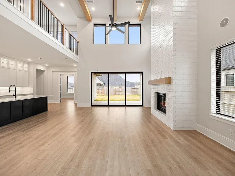 734 Platinum Stone Ln — Photo 9