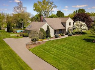 6 Country Farm Ln, Ellington, CT 06029