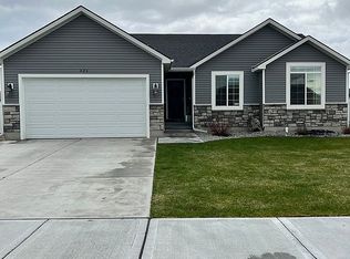 426 Casa Dr, Idaho Falls, ID 83404