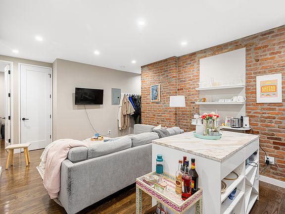 3rd image of 280 E 10th St APT 2B