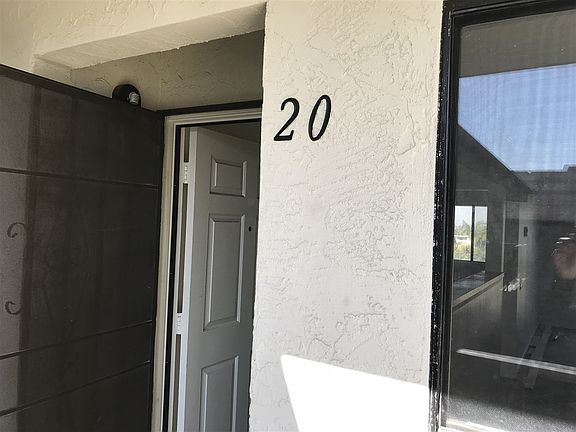 5th image of 166 3rd Ave APT 20