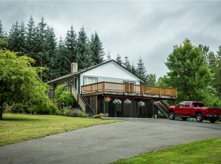 732 Sandy Bend Rd, Castle Rock, WA 98611