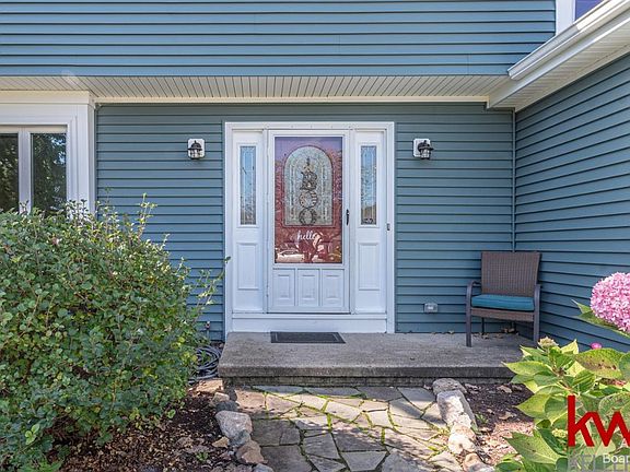 2nd image of 1052 Cutler Cir