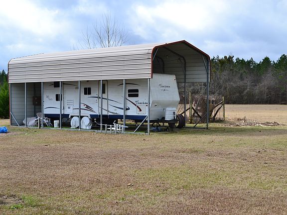 5th image of 16685 NW County Road 379a