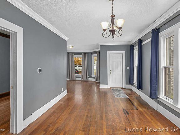 4th image of 554 Carrier St NE