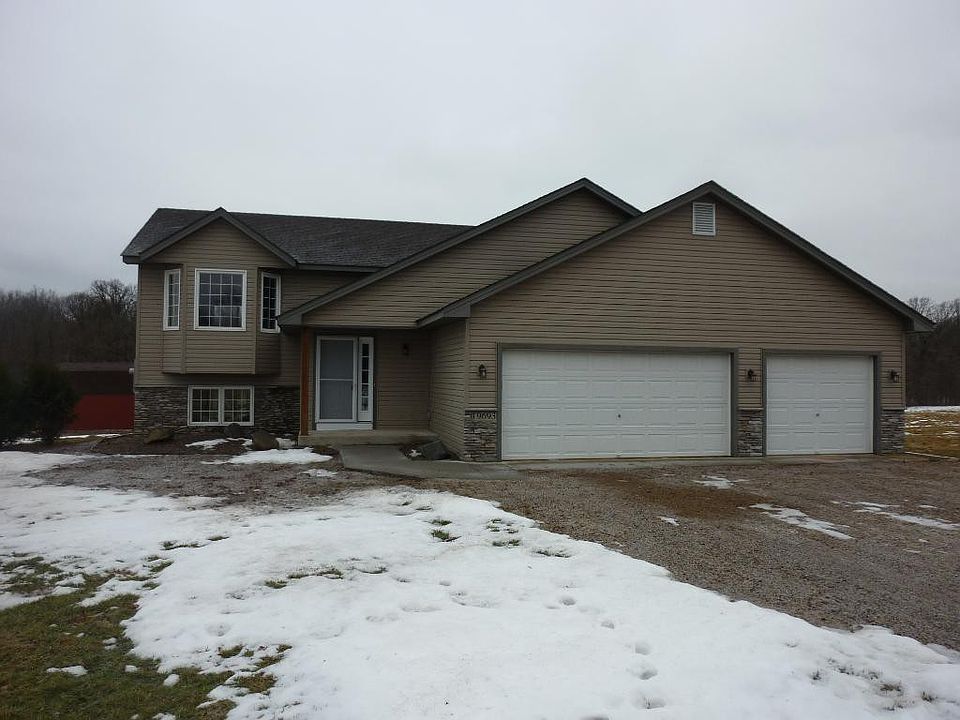 1st image of 19693 346th St