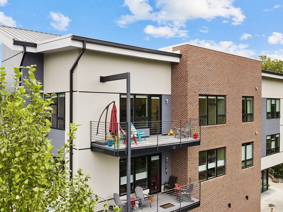 1st image of 515 Churton St #302