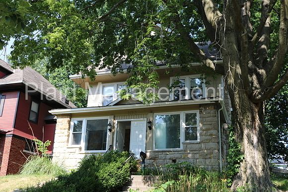 1st image of 132 Elmwood Ave