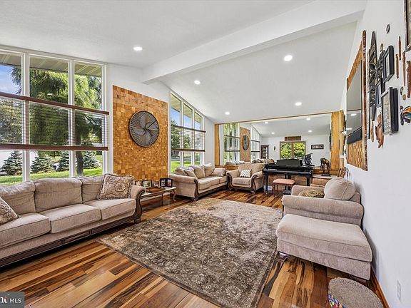 5th image of 3 Eton Rd