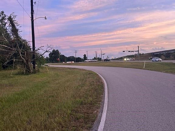 4th image of 35 State Highway 288