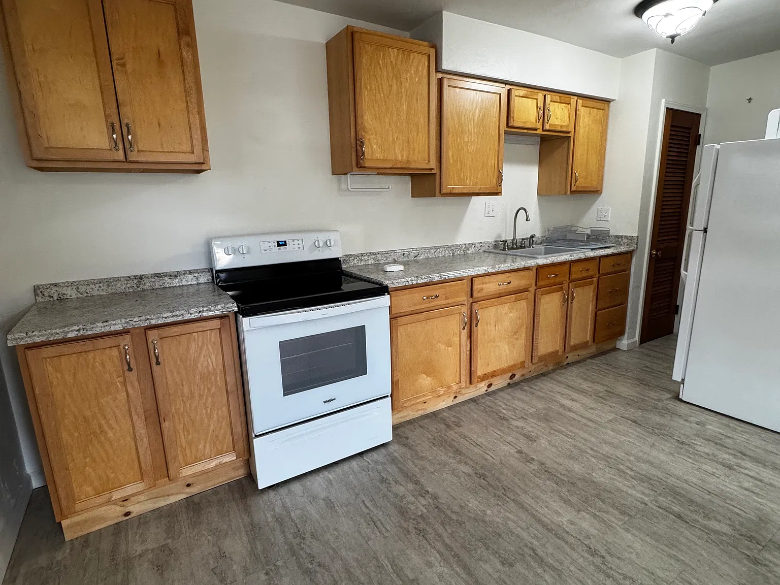 1 bed, 552 sqft, $800 — Photo 4