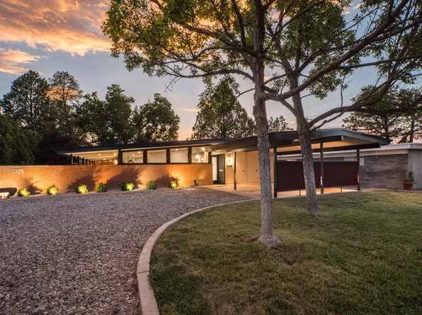 1921 Morningside Dr NE, Albuquerque, NM 87110