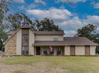 112 Windy Lake Cir, Vicksburg, MS 39183