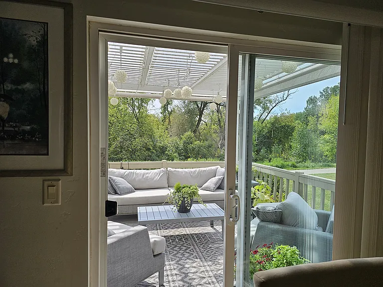 2074 River Point Ct — Photo 5