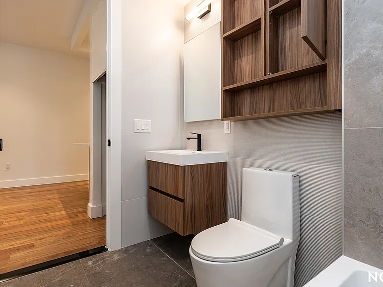 430 Sackett St #B2 — Photo 13
