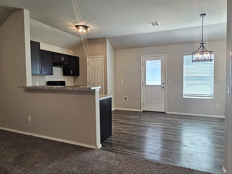 4312 Umbria Rd — Photo 10