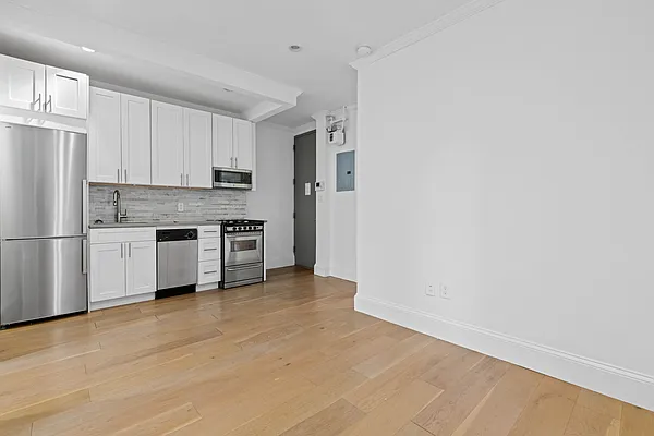 Rented by REAL New York | media 6