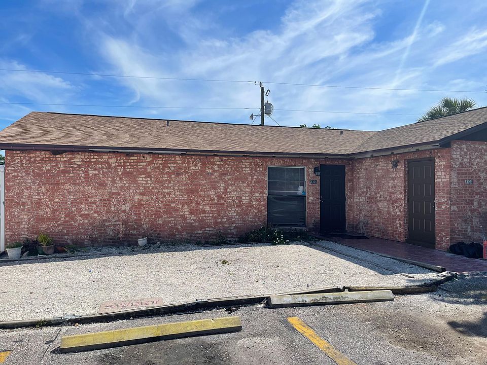 1st image of 3324 51st Avenue Dr W #A