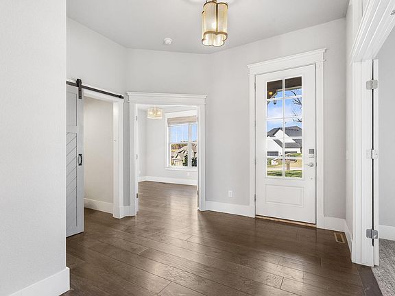 4th image of 1294 S Amber Ridge Drive