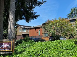 800 SW 156th St, Seattle, WA 98166