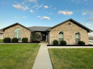 936 Redbud Ln, Bullard, TX 75757