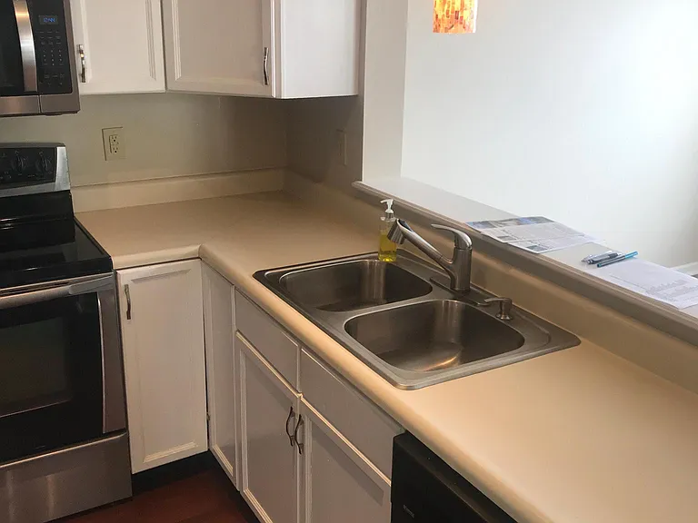 Kitchen opens to DR