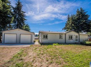 182 Heuhslein Rd, Port Angeles, WA 98362