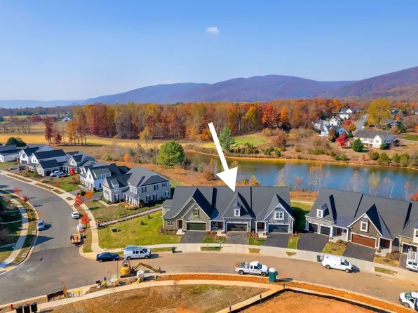 943 Orion Ln, Crozet, VA 22932