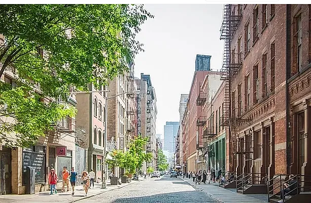 Rented by REAL New York | media 11