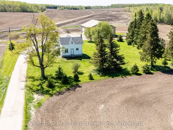 12 8323rd Line, Wellington North, ON N1H 6J2