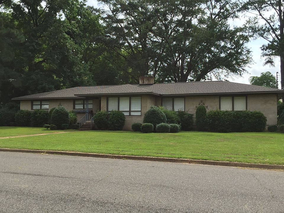1st image of 2547 Woodland Hills Dr