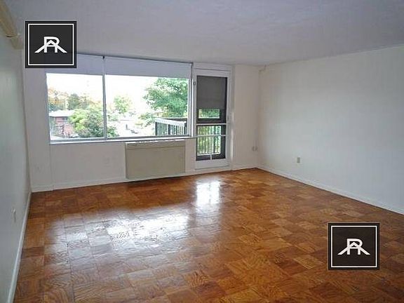 5th image of 103 Monmouth St #510
