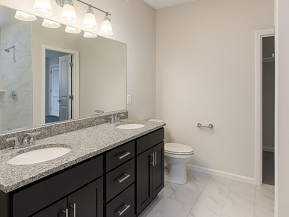 112 Tower RIdge Circle Primary Bathroom